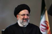 رئیسی، مناصب اقتصادی آستان قدس را به احمدی‌نژادی‌ها داد
