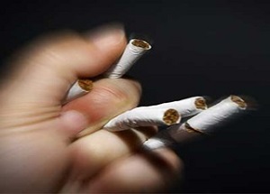 وزارت بهداشت اعلام کرد: «قلیان» تهدید دخانیاتی قرن ۲۱ / افزایش شیوع مصرف در سنین بالای ۱۵ سال