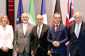 ظریف;اروپا آماده حمایت از شرکت‌ها و هموار کردن مسیر تبادلات بانکی است / این تعهدات را به تهران منتقل کنیم و مسئولان درباره ادامه موضوع تصمیم می‌گیرند