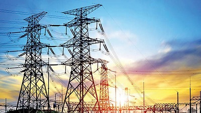 ١٠ محور اصلی برنامه‌های صنعت برق اعلام شد