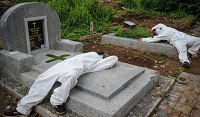 استراحت کارمندان قبرستان