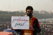 درخواست کشاورزان معترض اصفهانی در بستر خشک زاینده رود