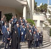 عکس/ طلب حلالیت رییس‌جمهوری و اعضای هیات دولت از مردم