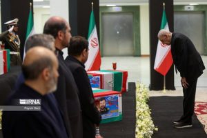 تصاویر/ ادای احترام مقامات کشورها به رئیس جمهور شهید