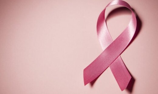 کدام افراد بیشتر در معرض ابتلا به سرطان سینه ارثی هستند؟