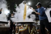 طبخ ۳۰ تن سمنو در شیراز به روایت تصویر