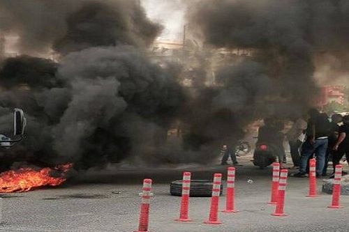 کناره‌گیری مقتدی صدر از سیاست؛ تشنج در عراق / ورود معترضان به کاخ ریاست‌جمهوری؛ دو تن کشته و ۱۹ نفر زخمی شدند
