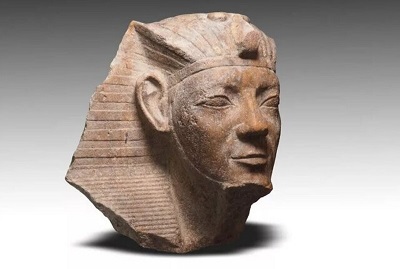 عکس/ کشف مجسمه فرعون در معبد خورشید