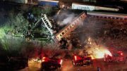 برخورد دو قطار با یکدیگر در یونان با ۳۲ کشته