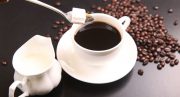 نوشیدن قهوه در حالت ناشتا؛ مفید یا مضر؟