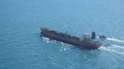 ایران: توقیف کشتی کره‌ای کاملا فنی و به دلیل آلوده کردن دریا است/ کره‌جنوبی: اعزام واحد مبارزه با دزدان دریایی به آب‌های مجاور تنگه هرم