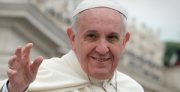 پاپ فرانسیس خواهان صلح و گفتگو میان اسرائیل و فلسطین شد