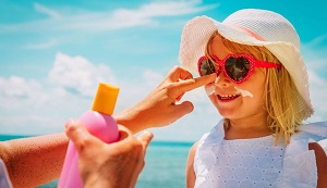 پنج اشتباه رایج در استفاده از کرم‌های ضد آفتاب